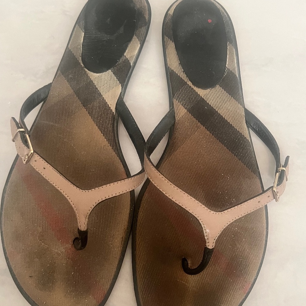 Authentic Burberry Thong Sandals Size 41